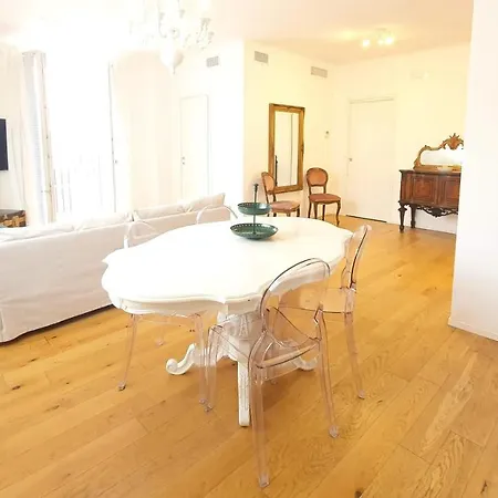Apartment Palazzo Ciaia - Centro